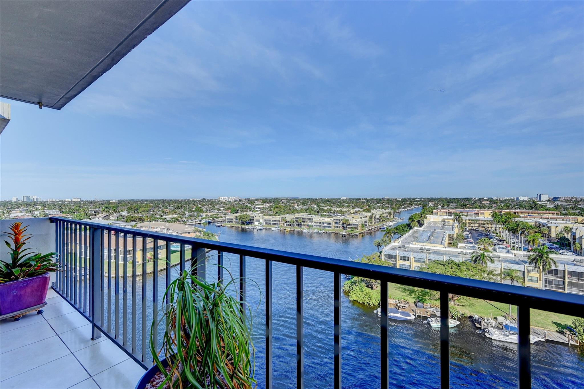 801 S Federal Hwy Unit: 1012