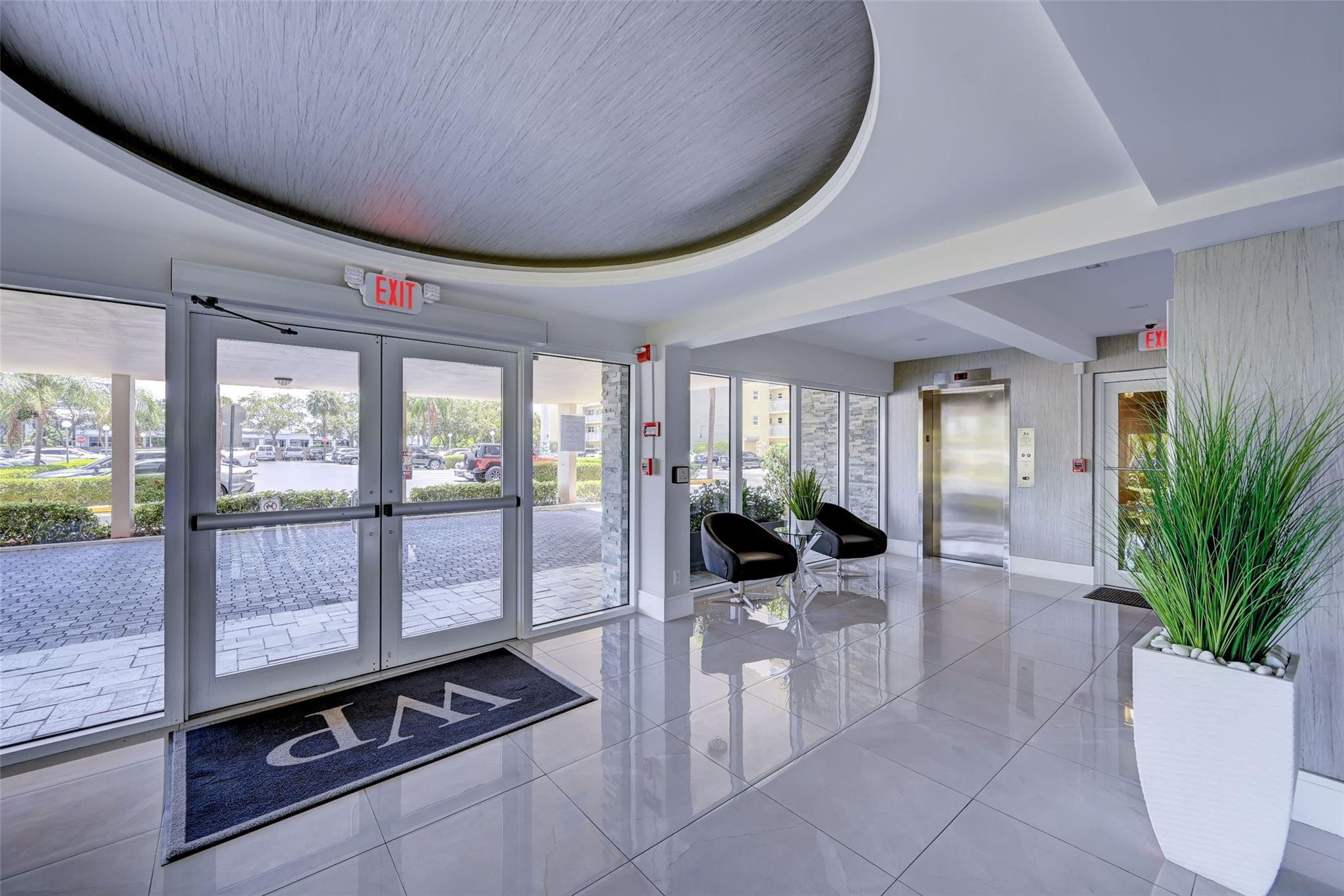801 S Federal Hwy Unit: 1012