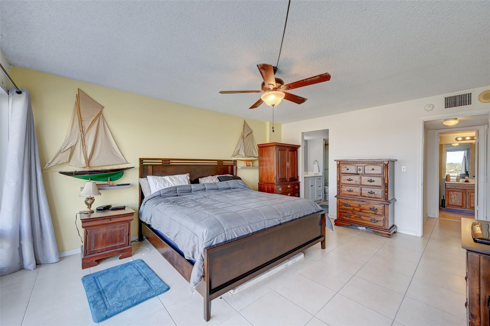 801 S Federal Hwy Unit: 1012