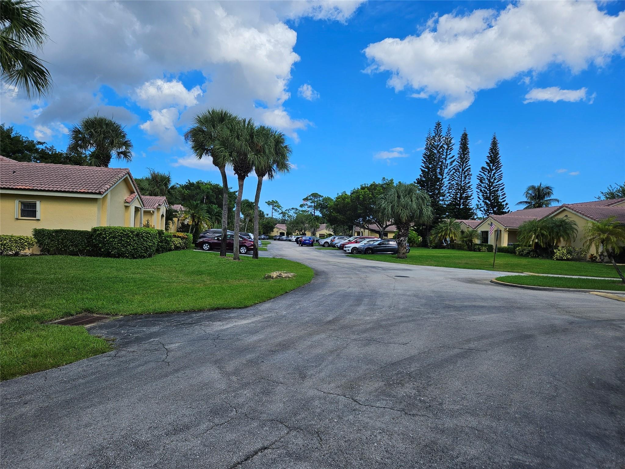 6848 Bridlewood Ct Unit: 6848