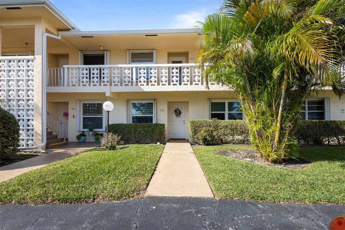 1280 NW 20th Ave Unit: 102