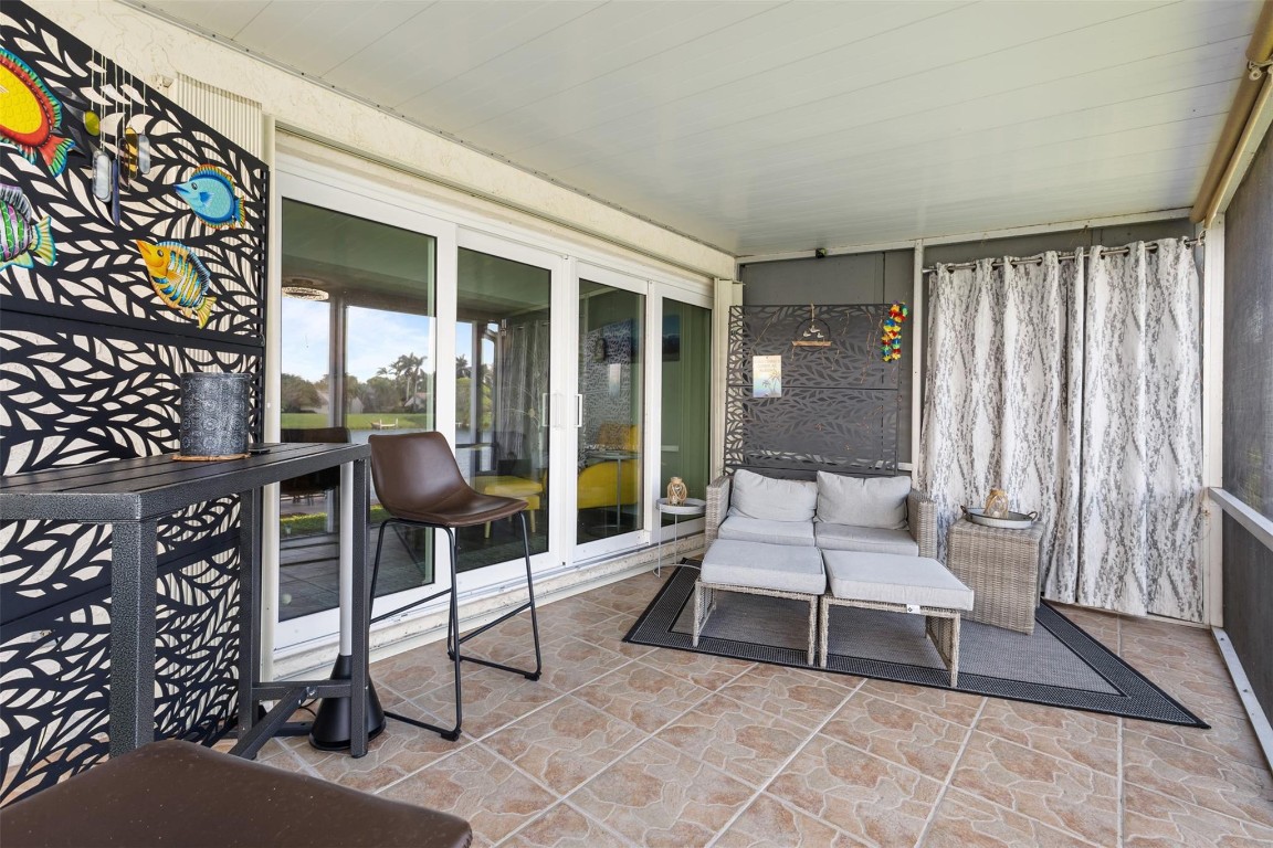 1280 NW 20th Ave Unit: 102