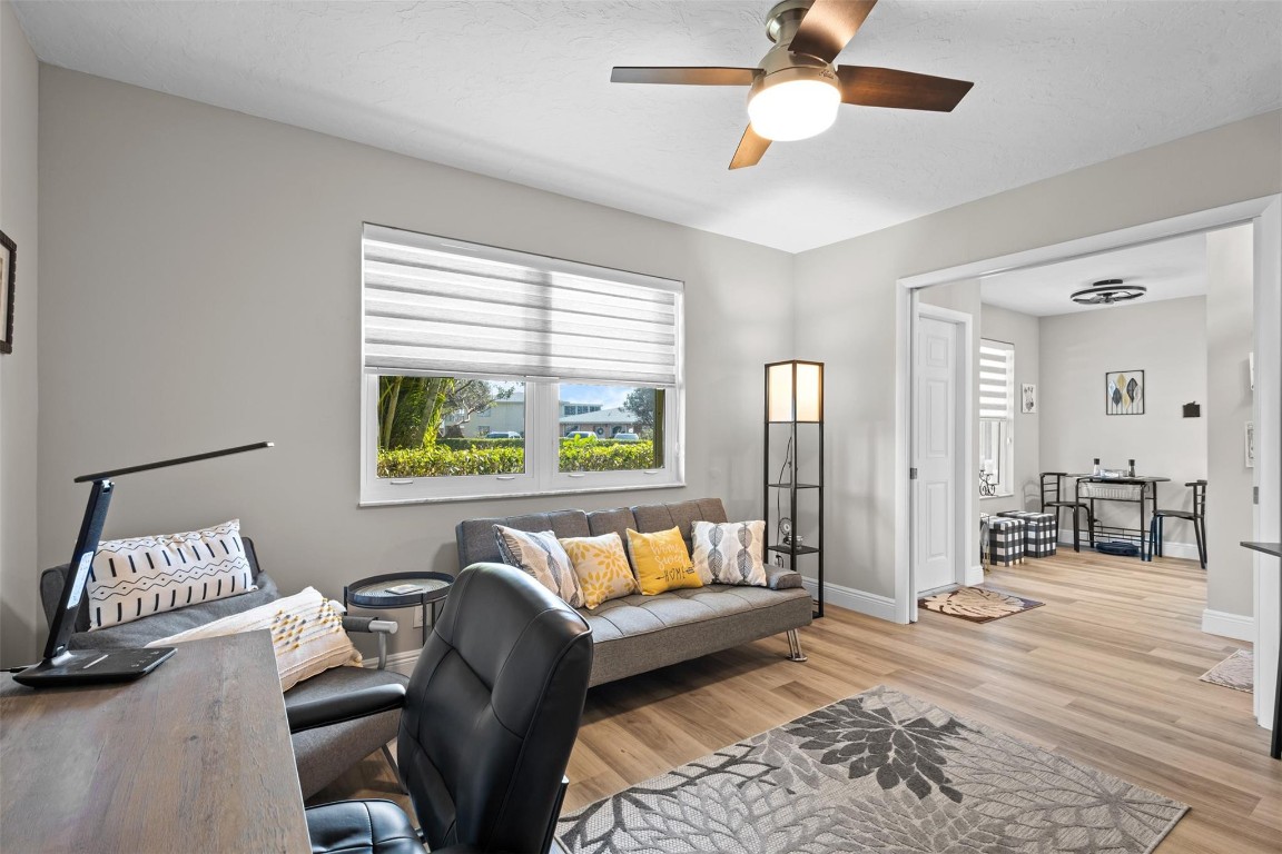 1280 NW 20th Ave Unit: 102