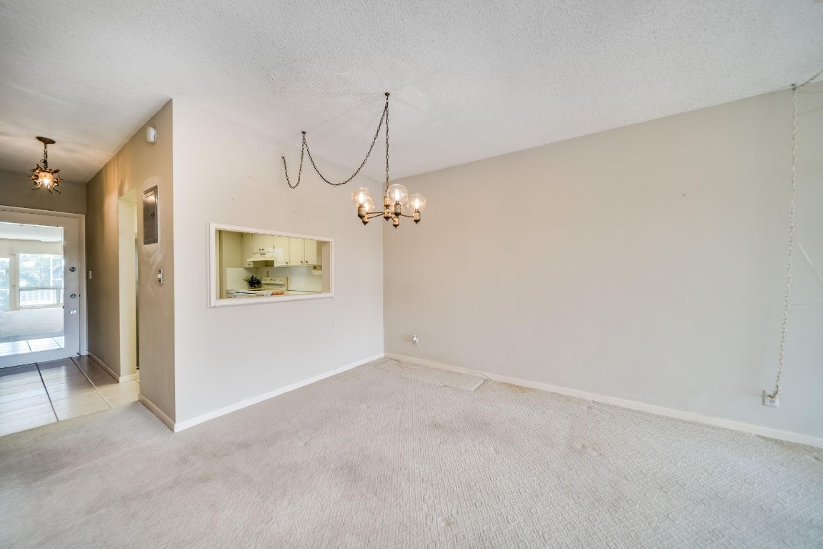 900 SW 12th St Unit: 202