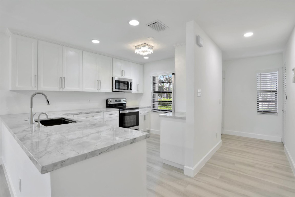 9262 Vista Del Lago Unit: G