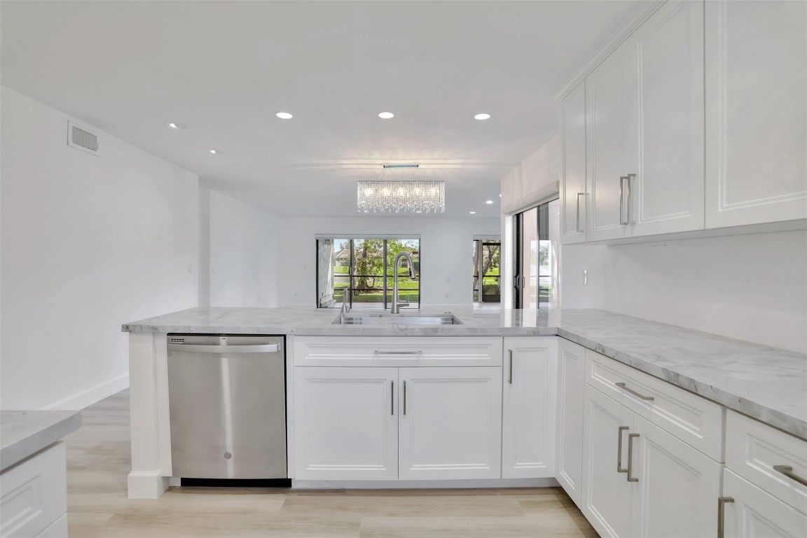 9262 Vista Del Lago Unit: G