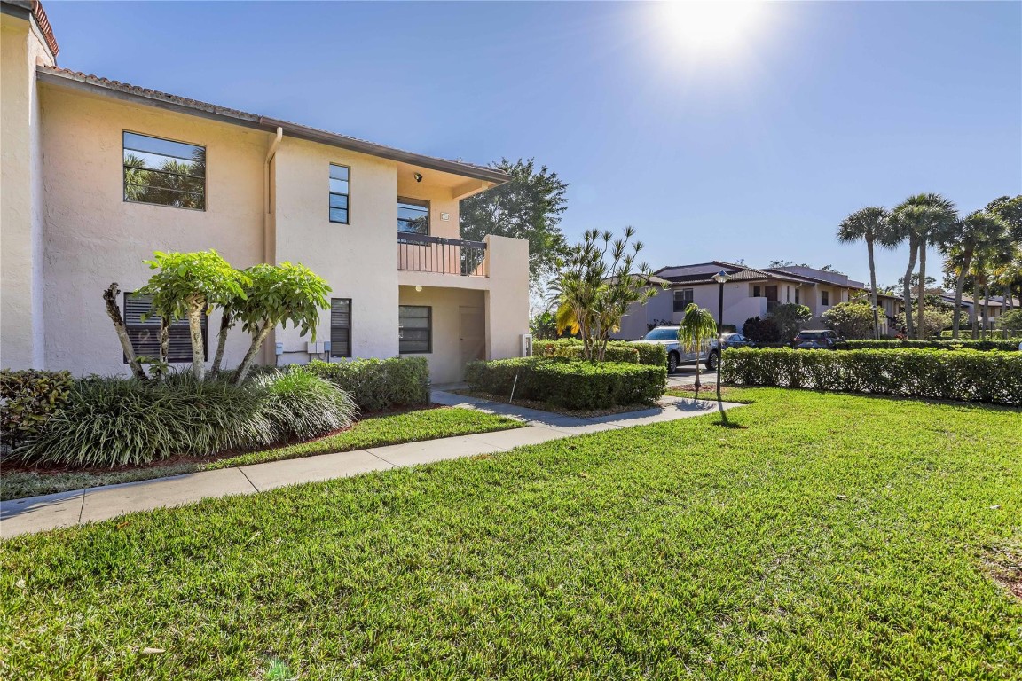 9262 Vista Del Lago Unit: G
