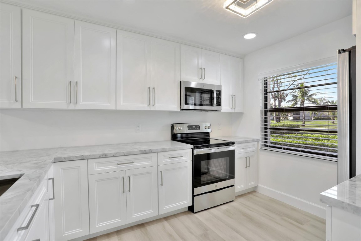 9262 Vista Del Lago Unit: G