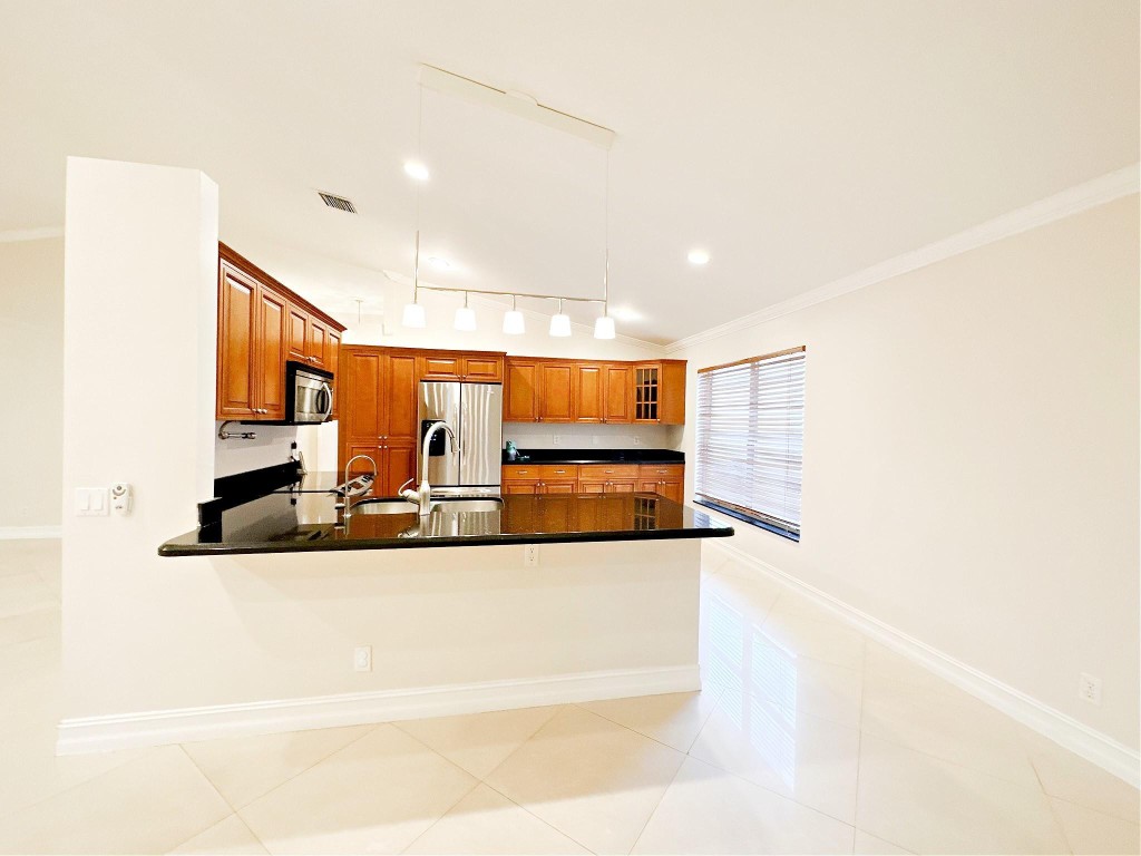 9518 Fox Trot Ln