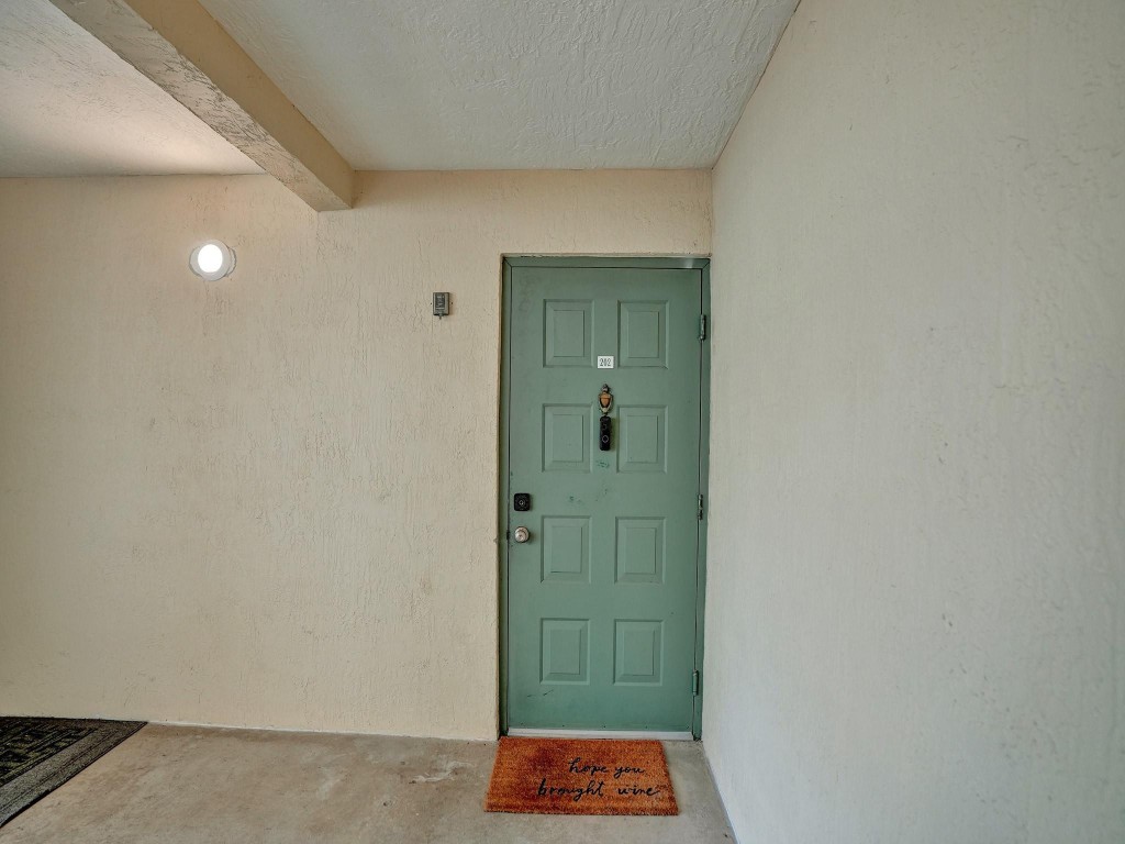 430 S Park Road 202, Hollywood Unit: 202