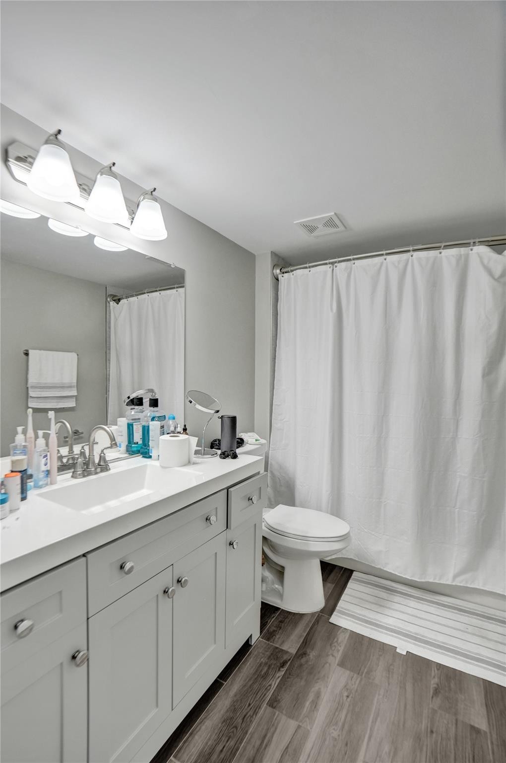 430 S Park Road 202, Hollywood Unit: 202