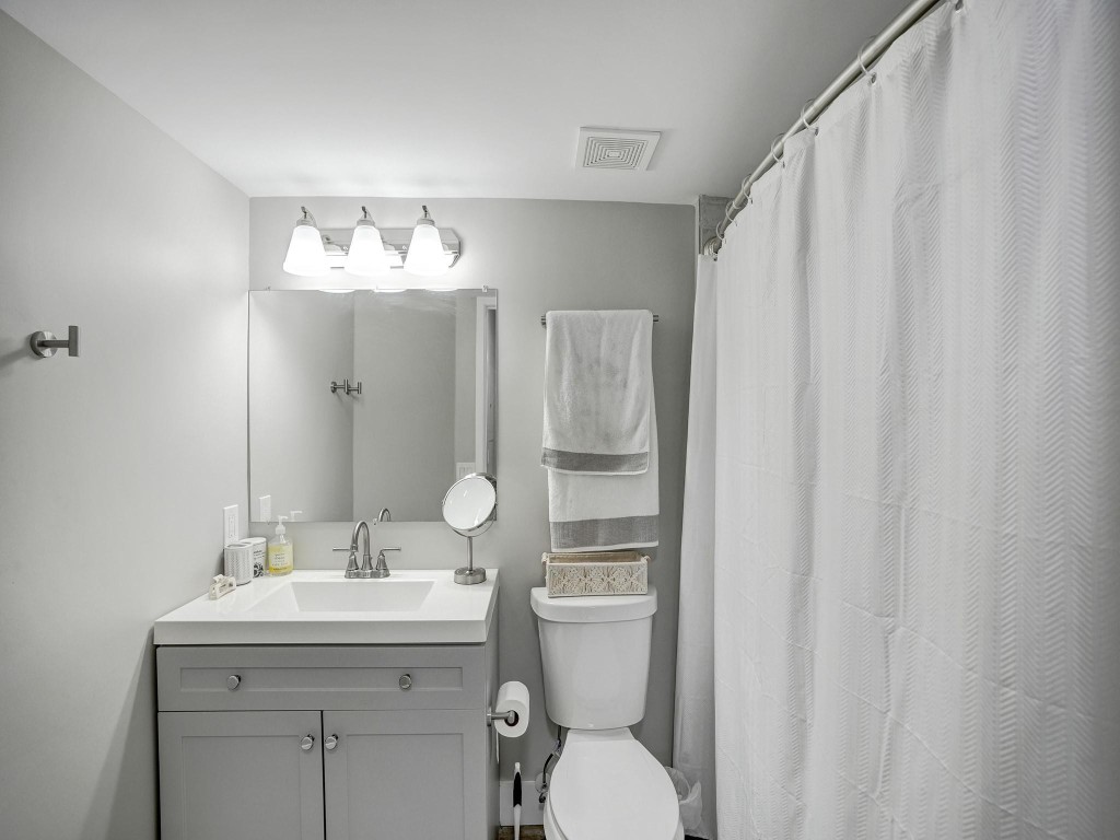 430 S Park Road 202, Hollywood Unit: 202