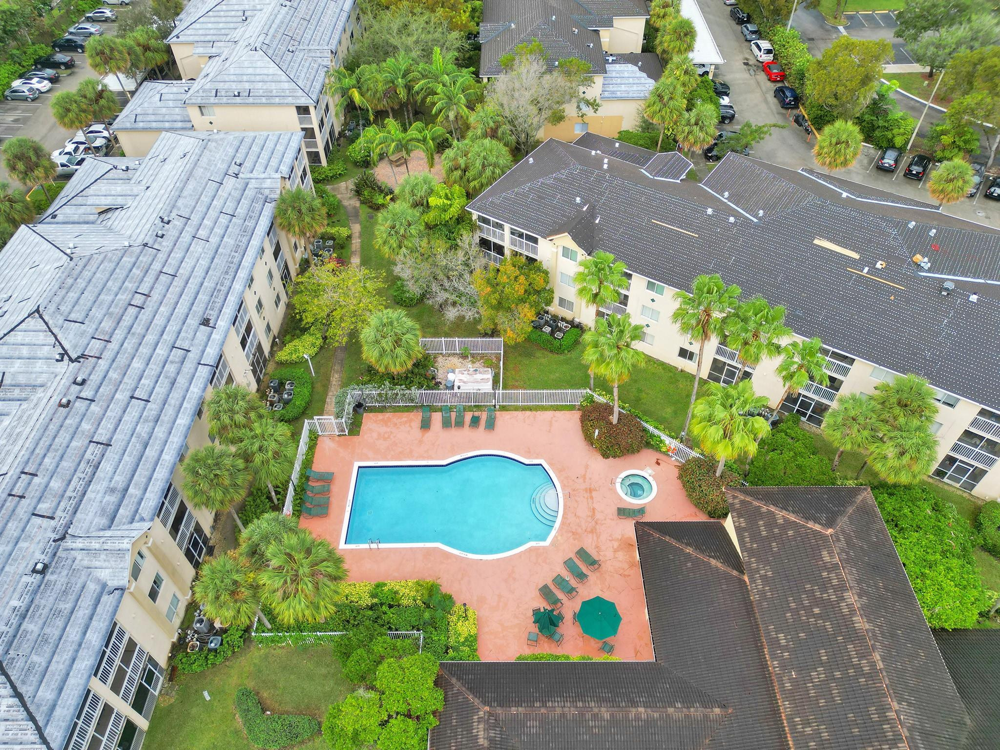 430 S Park Road 202, Hollywood Unit: 202