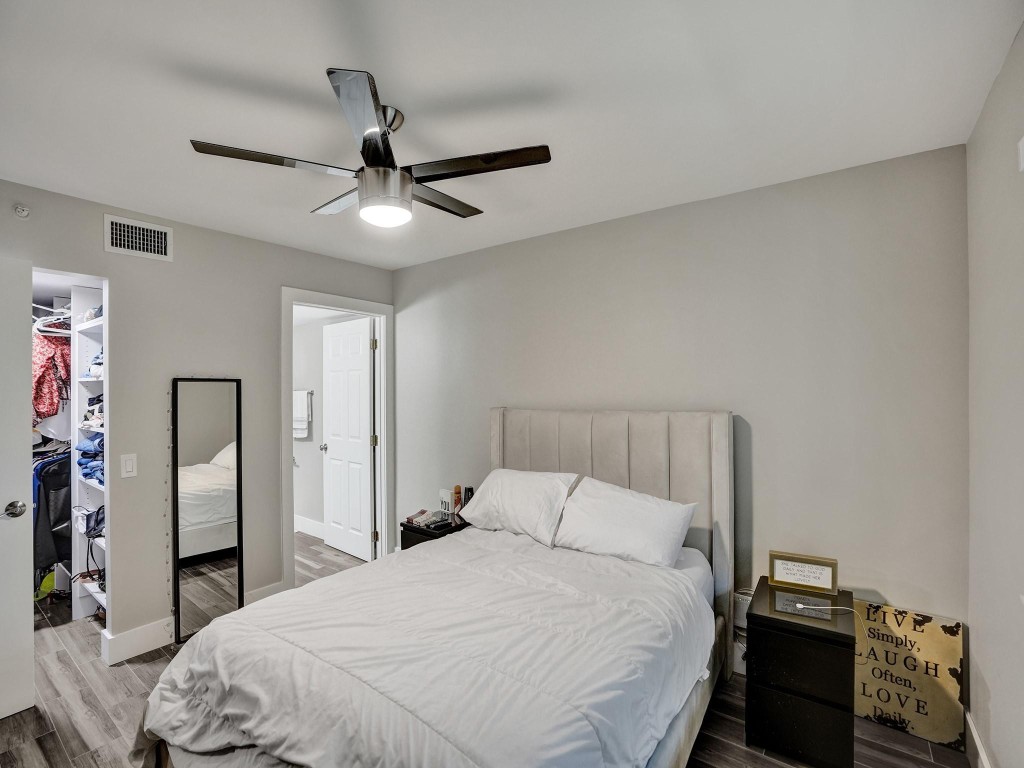 430 S Park Road 202, Hollywood Unit: 202