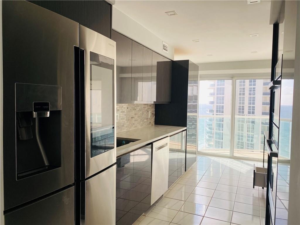 3400 Galt Ocean Dr Unit: 1904