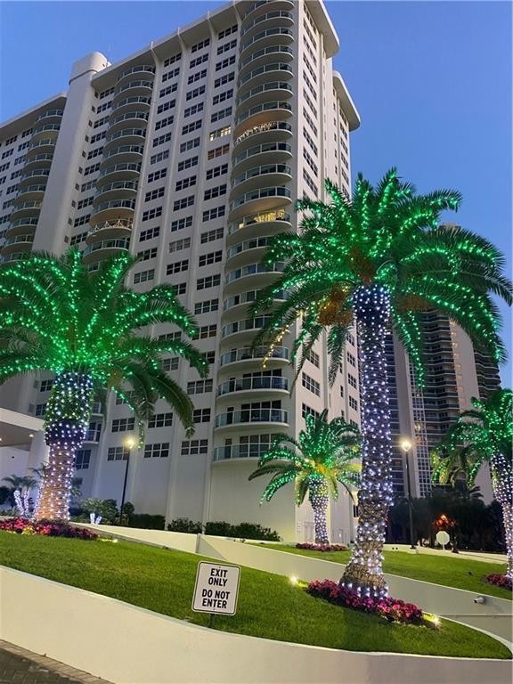 3400 Galt Ocean Dr Unit: 1904