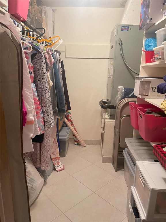 2050 NE 39th St Unit: 113N