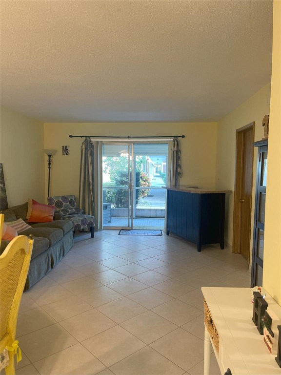 2050 NE 39th St Unit: 113N