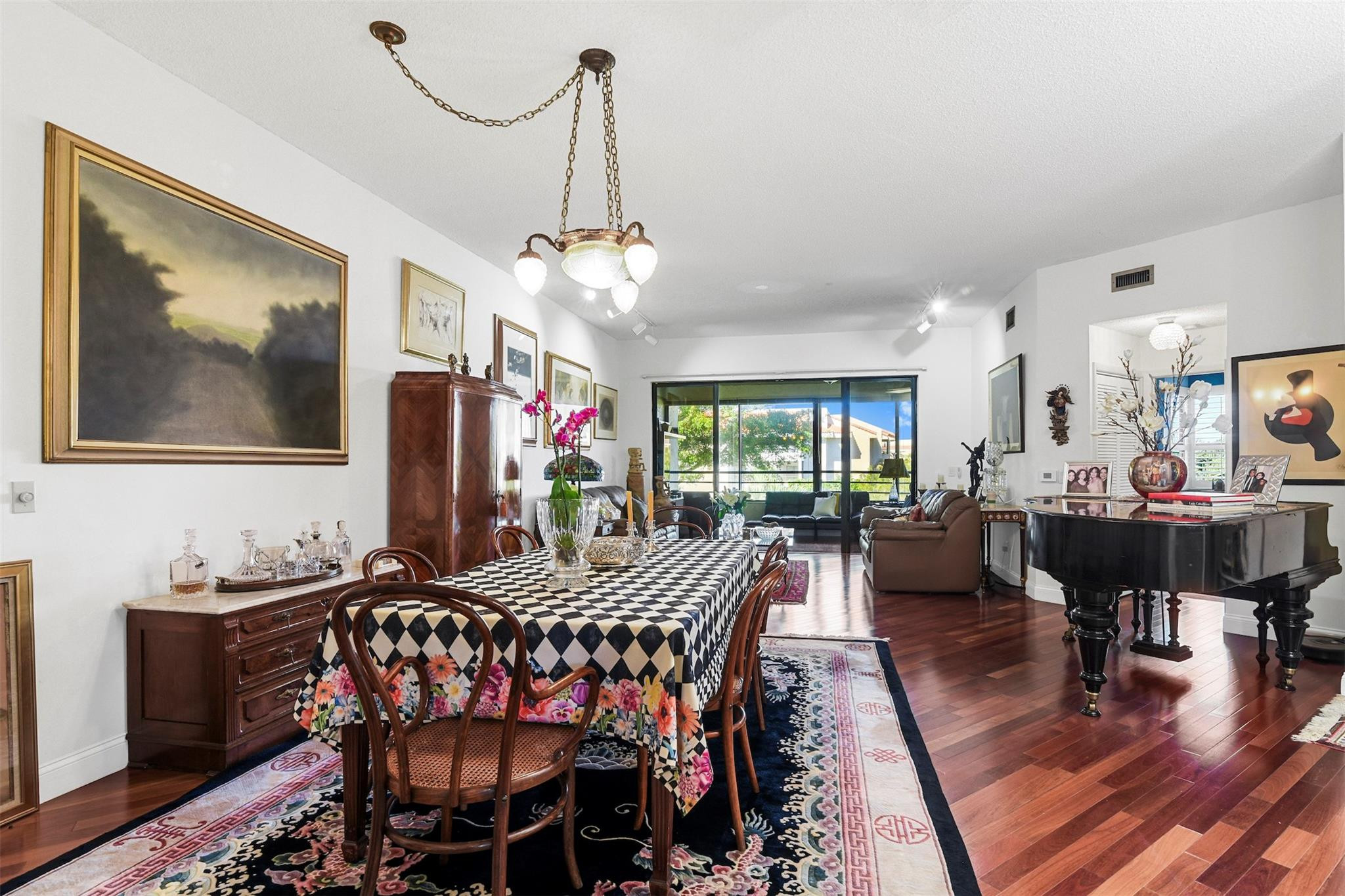 7535 La Paz Blvd Unit: 301