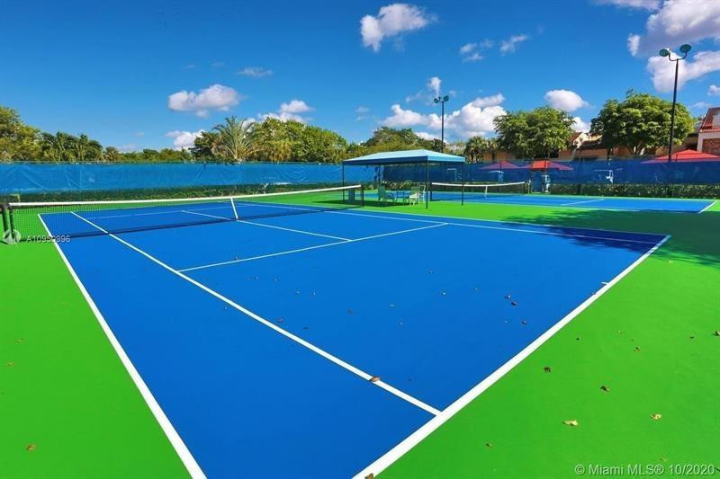 7535 La Paz Blvd Unit: 301