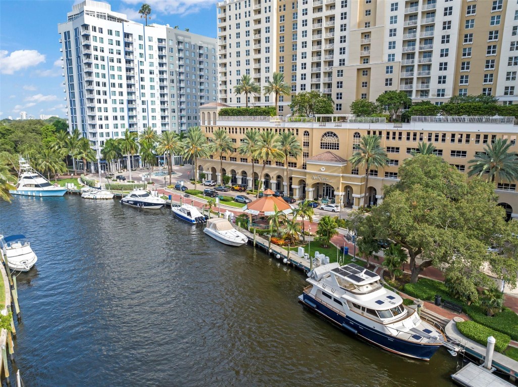 511 SE 5 Ave Unit: 923