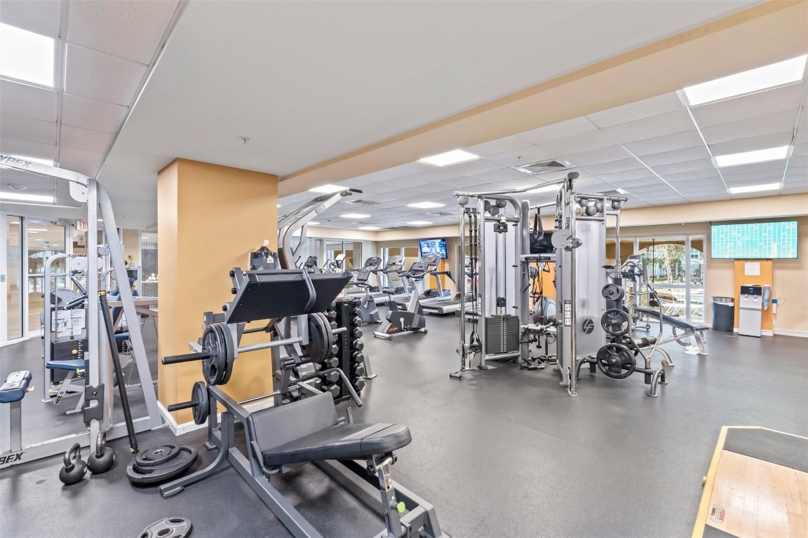 511 SE 5 Ave Unit: 923