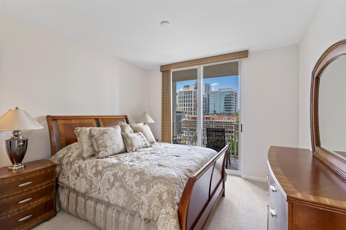511 SE 5 Ave Unit: 923