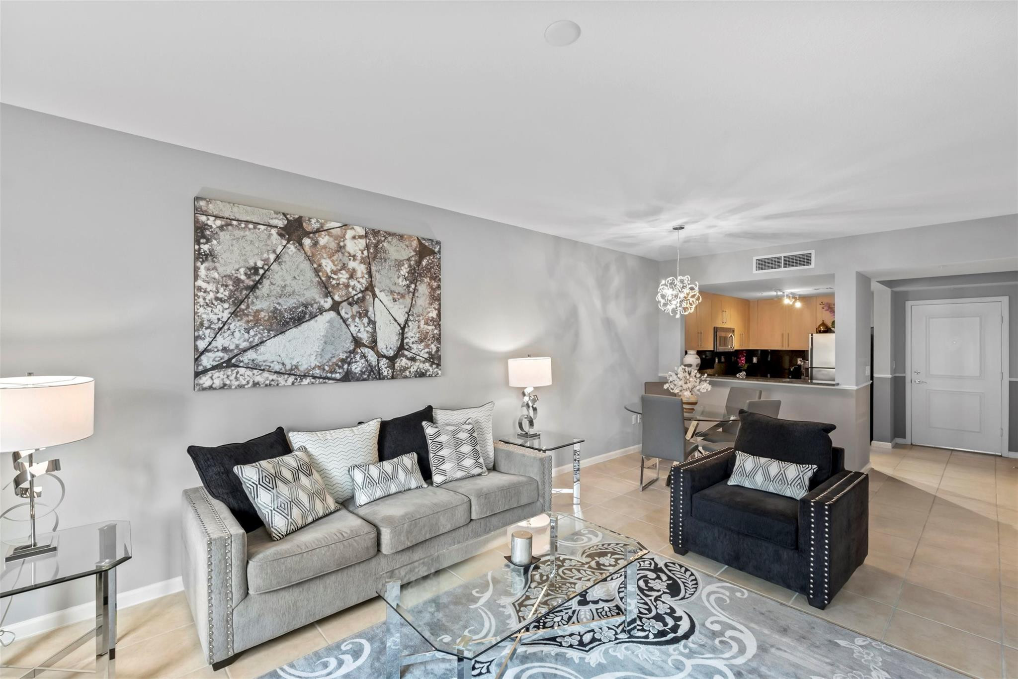 511 SE 5 Ave Unit: 923