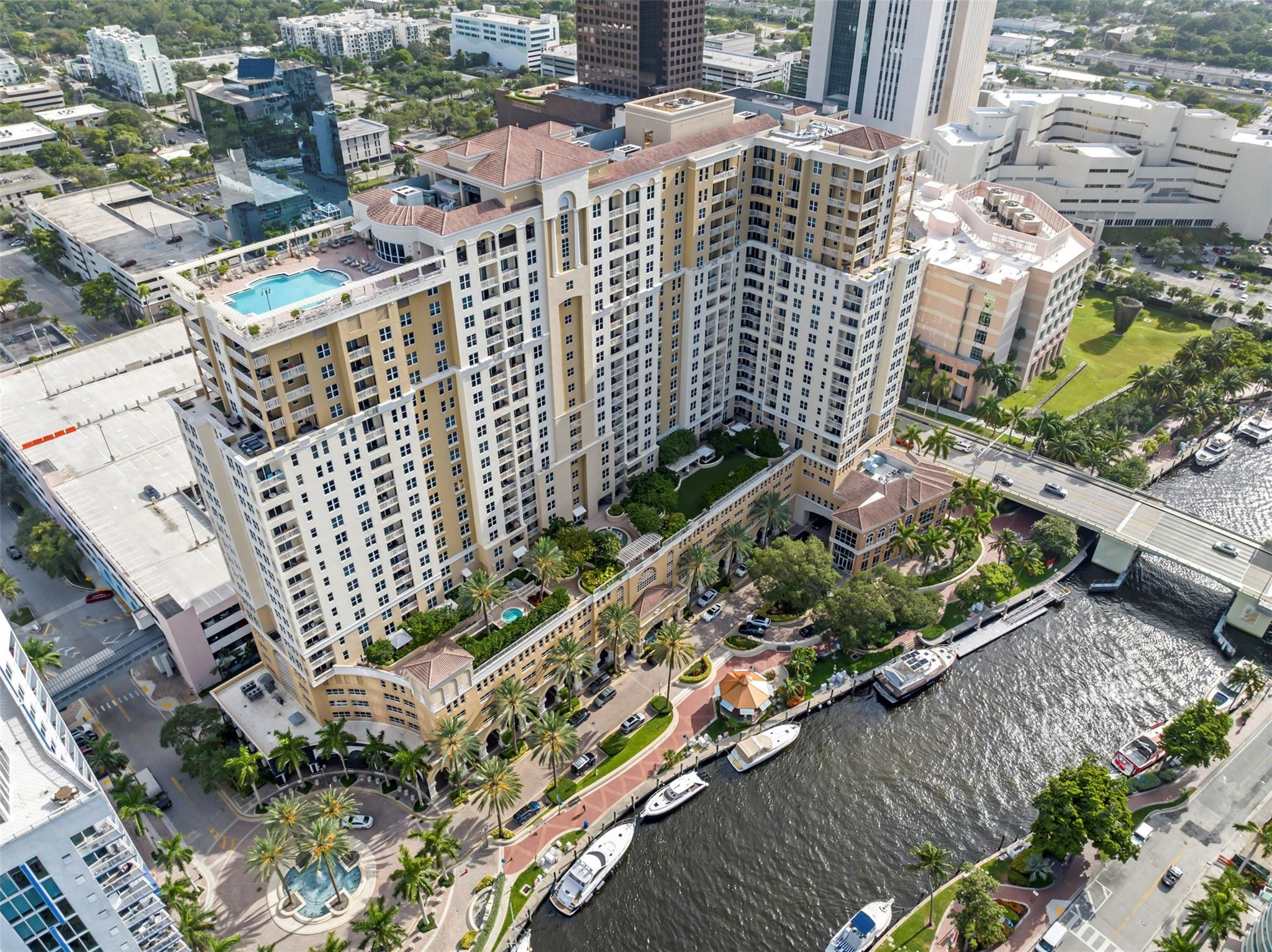 511 SE 5 Ave Unit: 923