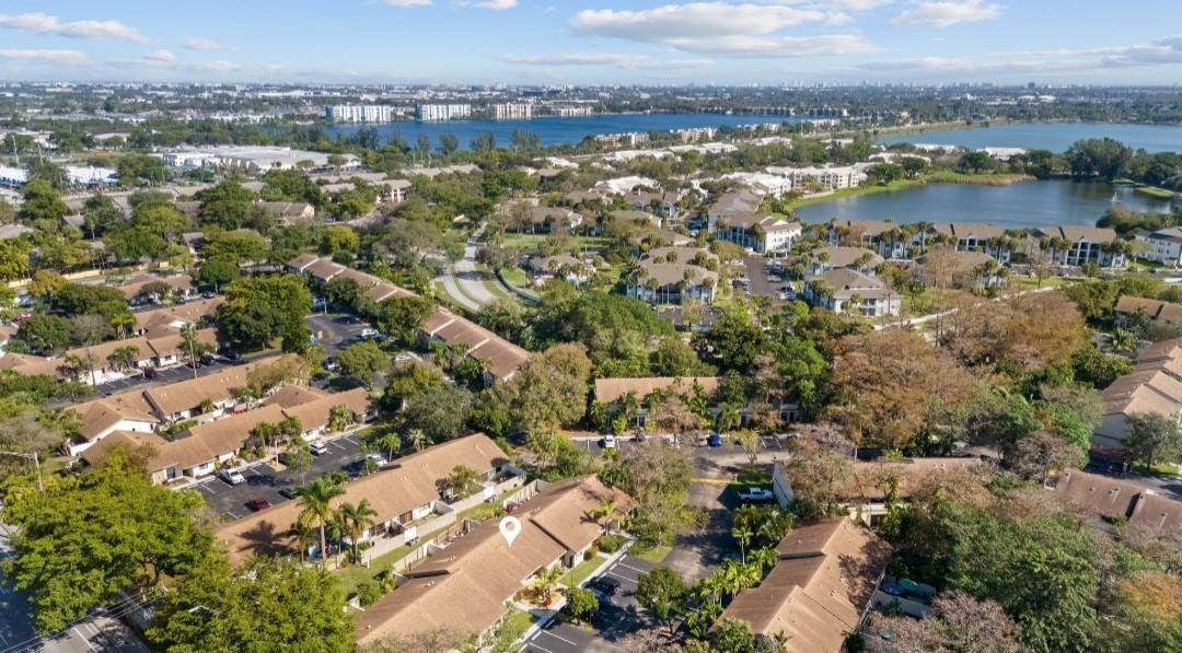 3086 S Oakland Forest Dr Unit: 1203