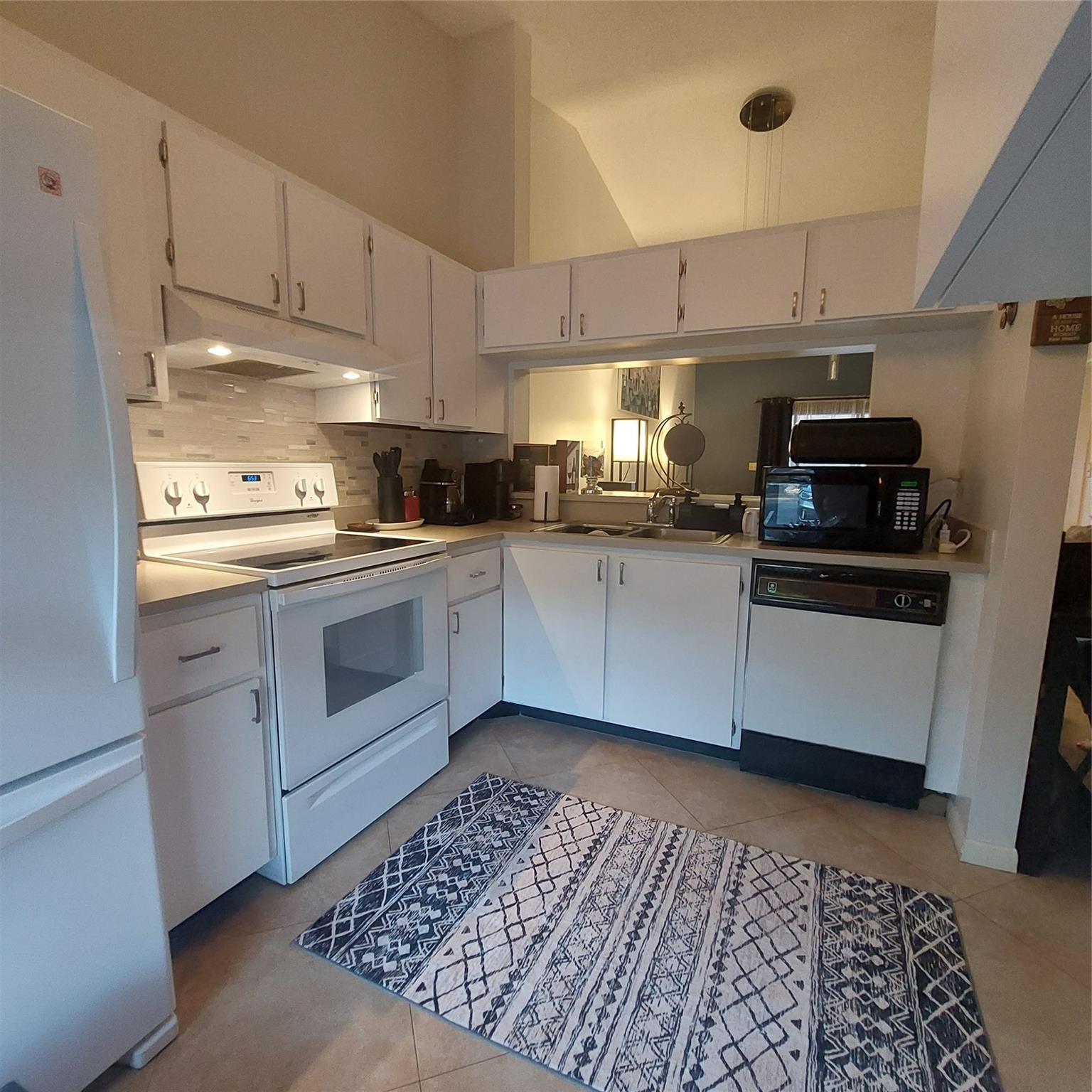 3086 S Oakland Forest Dr Unit: 1203