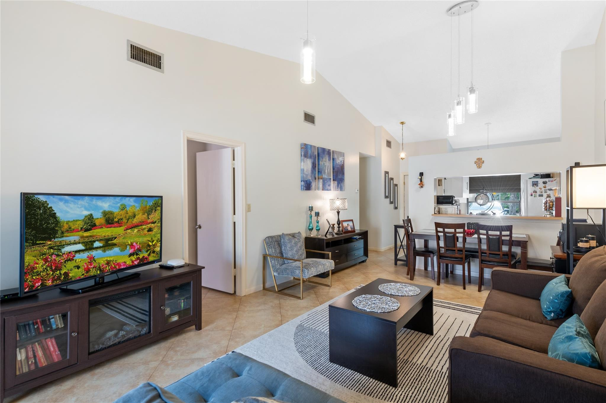 3086 S Oakland Forest Dr Unit: 1203