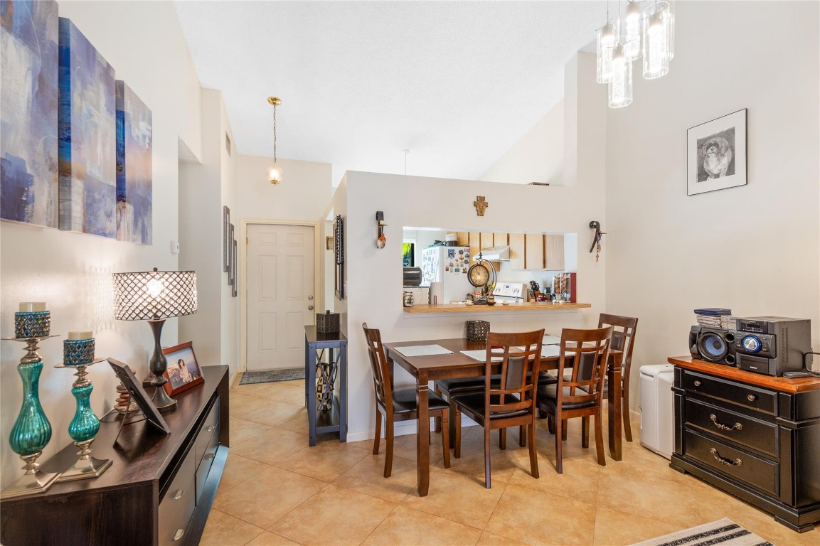 3086 S Oakland Forest Dr Unit: 1203