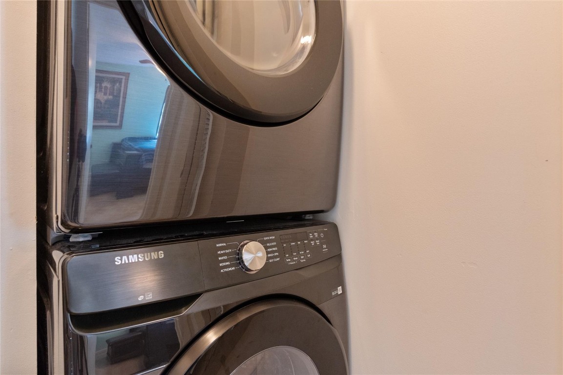 3086 S Oakland Forest Dr Unit: 1203