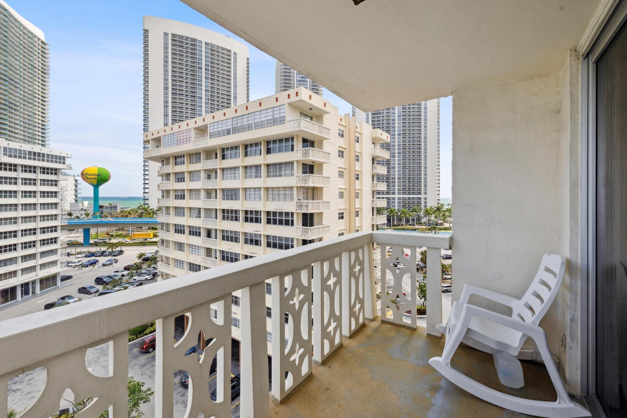 1817 S Ocean Dr Unit: 815