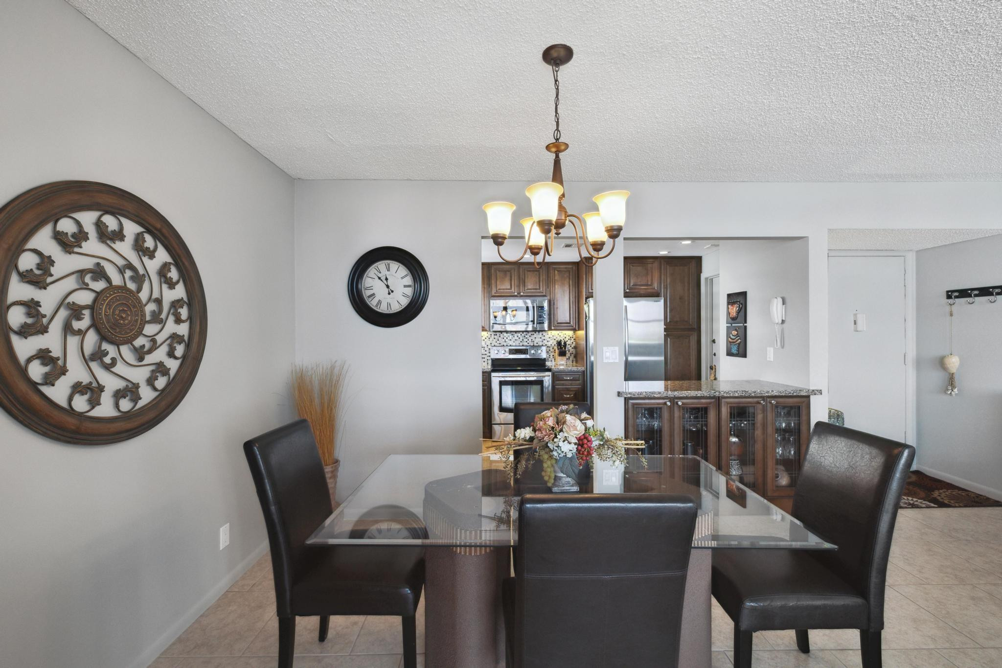 1817 S Ocean Dr Unit: 815