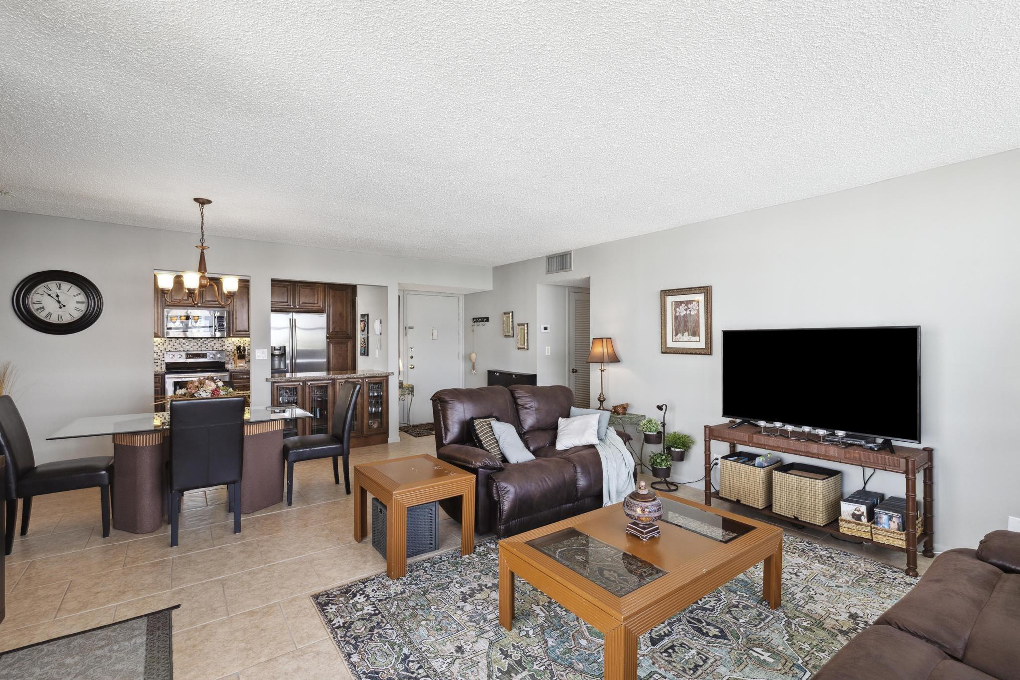 1817 S Ocean Dr Unit: 815