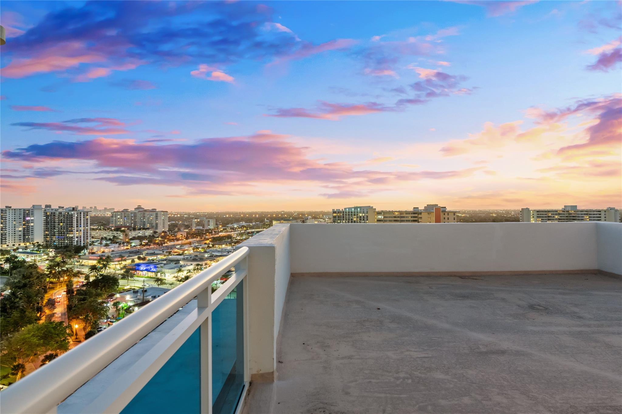 3430 W Galt Ocean Dr Unit: PH 1