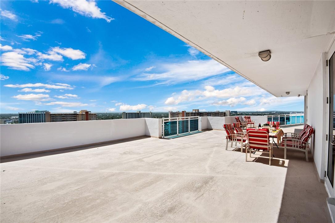 3430 W Galt Ocean Dr Unit: PH 1