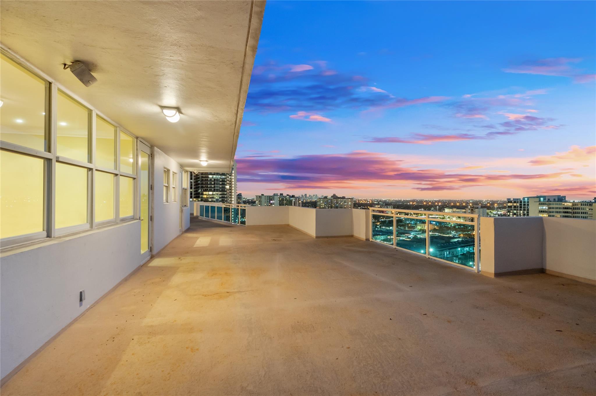 3430 W Galt Ocean Dr Unit: PH 1
