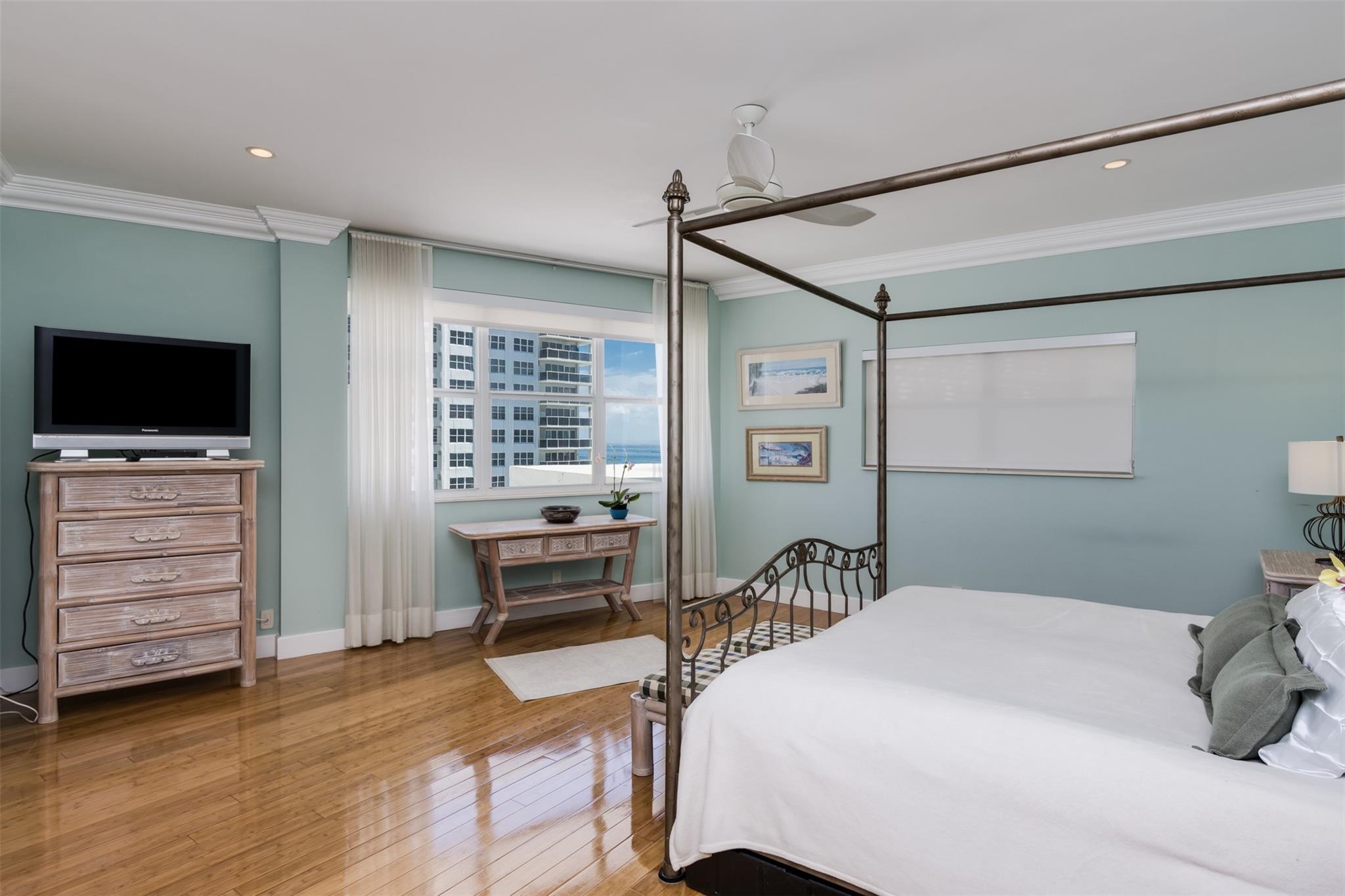 3430 W Galt Ocean Dr Unit: PH 1