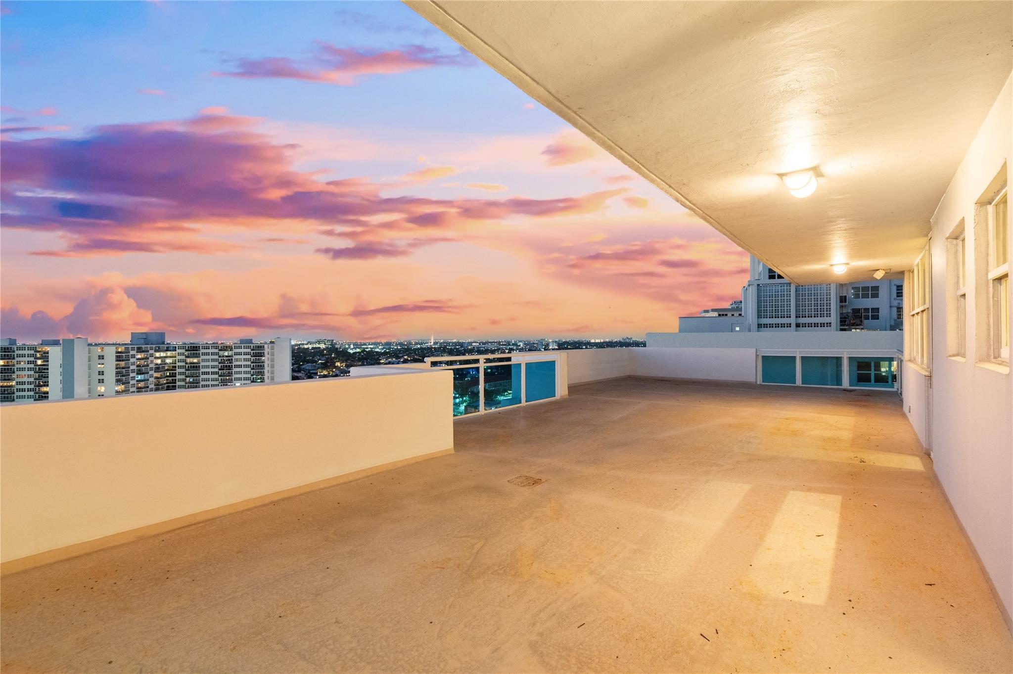 3430 W Galt Ocean Dr Unit: PH 1