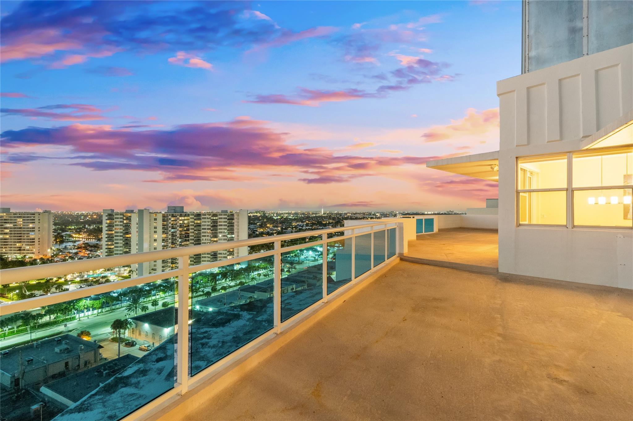 3430 W Galt Ocean Dr Unit: PH 1