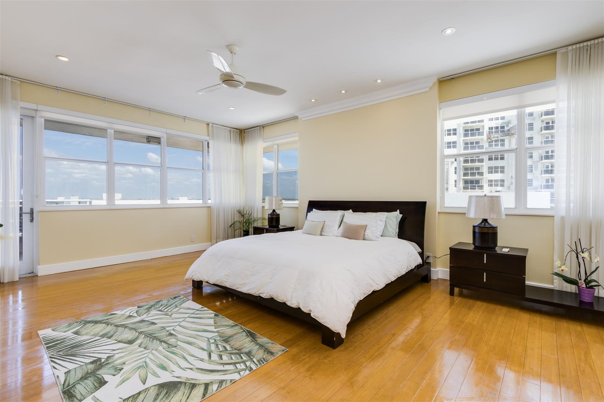 3430 W Galt Ocean Dr Unit: PH 1