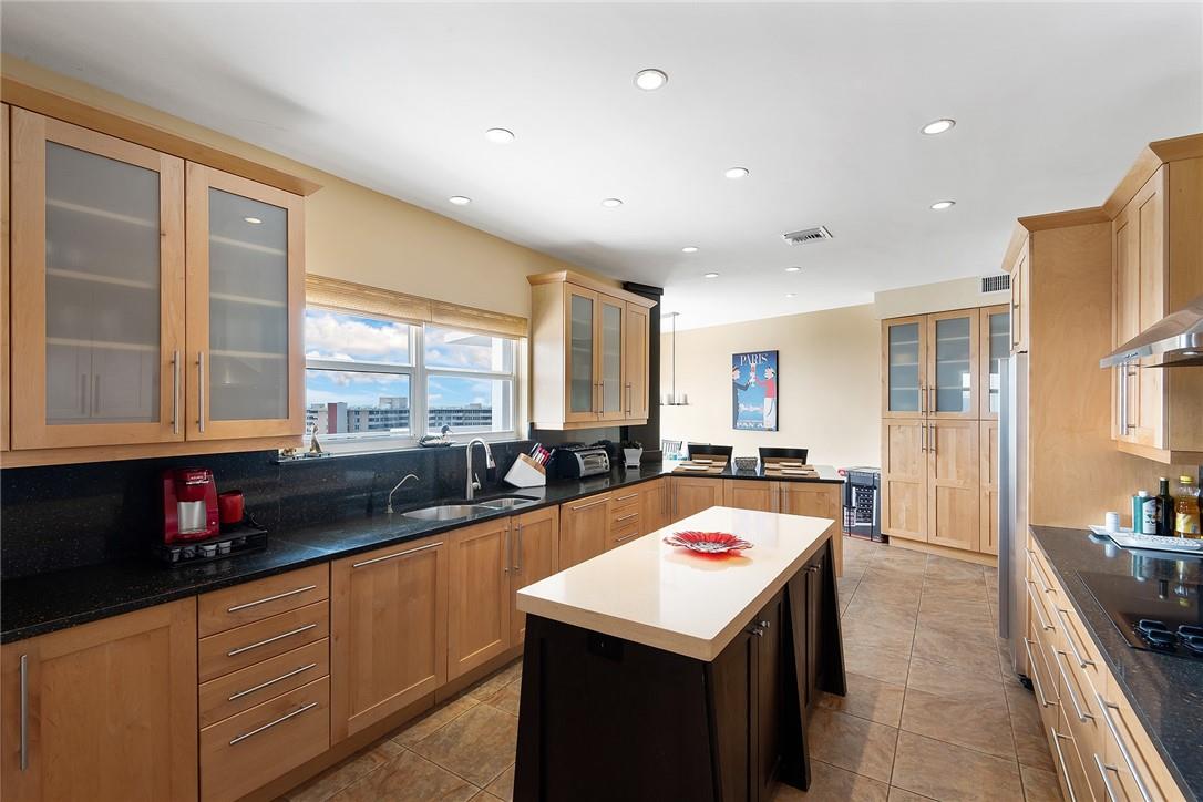 3430 W Galt Ocean Dr Unit: PH 1