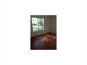 1020 Crystal Way Unit: I