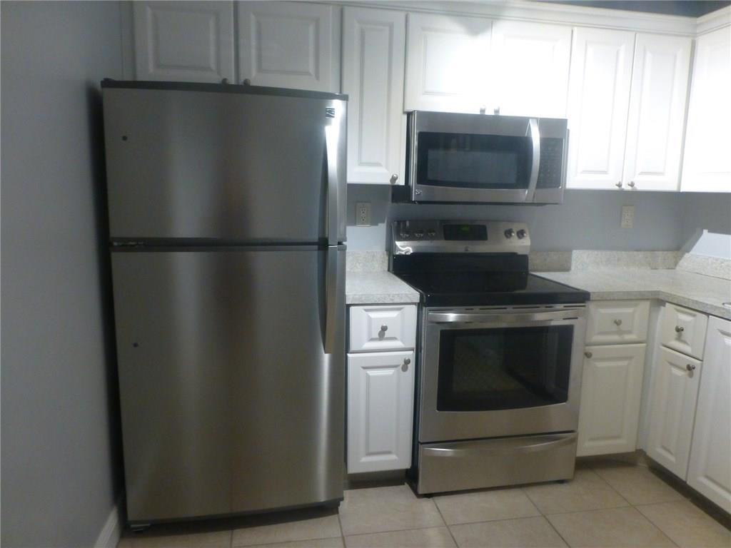 721 N Pine Island Rd Unit: 108