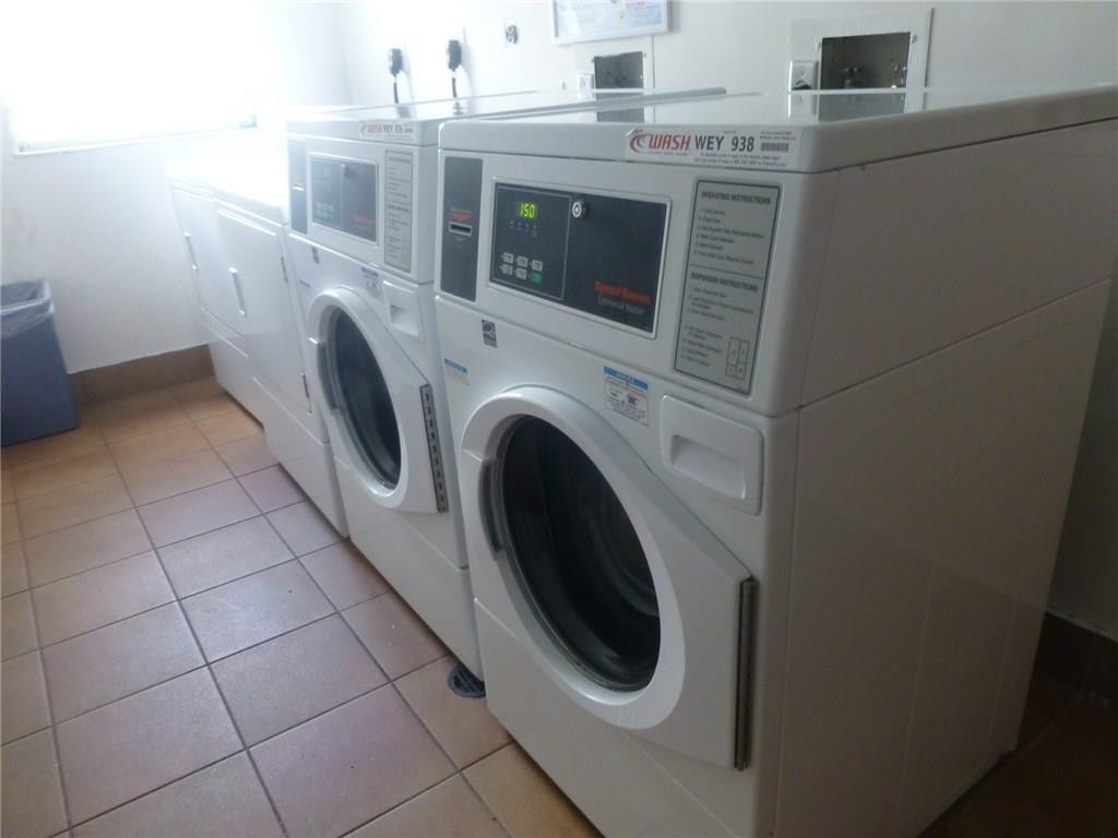 721 N Pine Island Rd Unit: 108