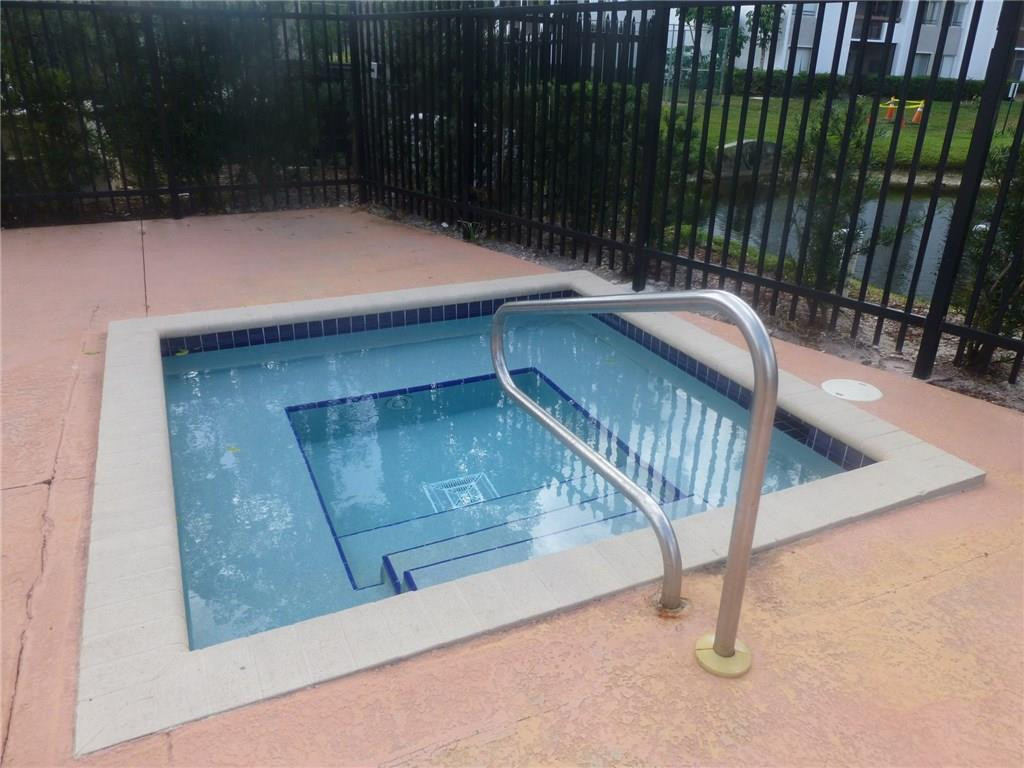 721 N Pine Island Rd Unit: 108