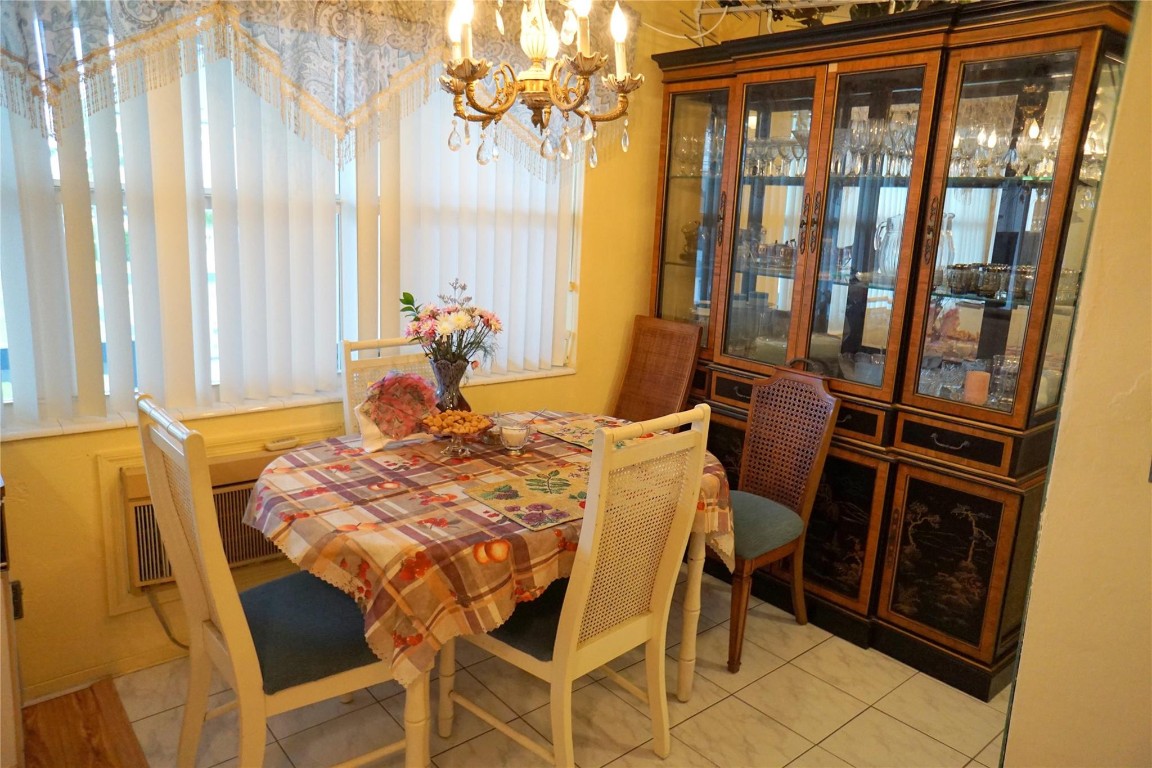 801 Atlantic Shores Boulevard 202, Hallandale Beach Unit: 202